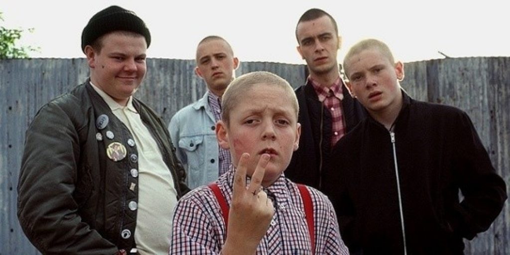 This Is England este un film dramatic britanic din 2006, scris și regizat de Shane Meadows. Povestea se concentrează pe tinerii skinheads din Anglia anului 1983.