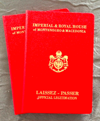 Pasaport diplomatic eliberat de Austria pentru Stefan Cernetic