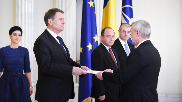 La 17 ianuarie 2017, Ambasadorul Extraordinar și Plenipotențiar al Republicii Belarus în România, Andrei Grinkevich, a prezentat scrisorile de acreditare Președintelui României, Klaus Iohannis.