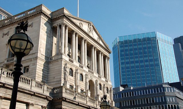 Banca Angliei avertizează, PIB-ul poate să scadă cu 8%,iar șomajul să crească la 7,5%