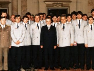 Nicolae Ceausescu si echipa de fotbal Steaua Bucuresti