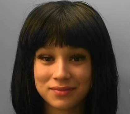 Sophie George, pe atunci în vârstă de 18 ani, a fost închisă după ce a planificat meticulos o crimă, inclusiv a pregătit un kit de crimă
