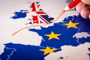 Referendumul din 2016 privind apartenența Regatului Unit la Uniunea Europeană, denumit în mod obișnuit referendumul UE sau referendumul Brexit, a avut loc la 23 iunie 2016 în Regatul Unit (UK) și în Gibraltar pentru a întreba electoratul dacă țara ar trebui să rămână membră a Uniunii Europene (UE) sau să o părăsească.