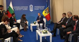 Fostul președinte al Republicii Moldova, Igor Dodon, și vicepreședintele Republicii Bulgaria, Iliana Yotova, au efectuat o vizită de lucru în raionul Taraclia, care are o largă comunitate bulgară